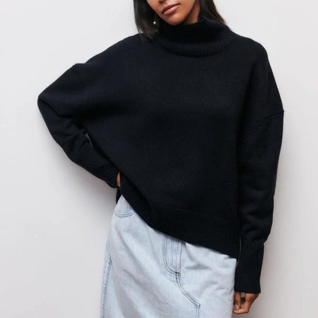 Avelae Roll Neck Sweater