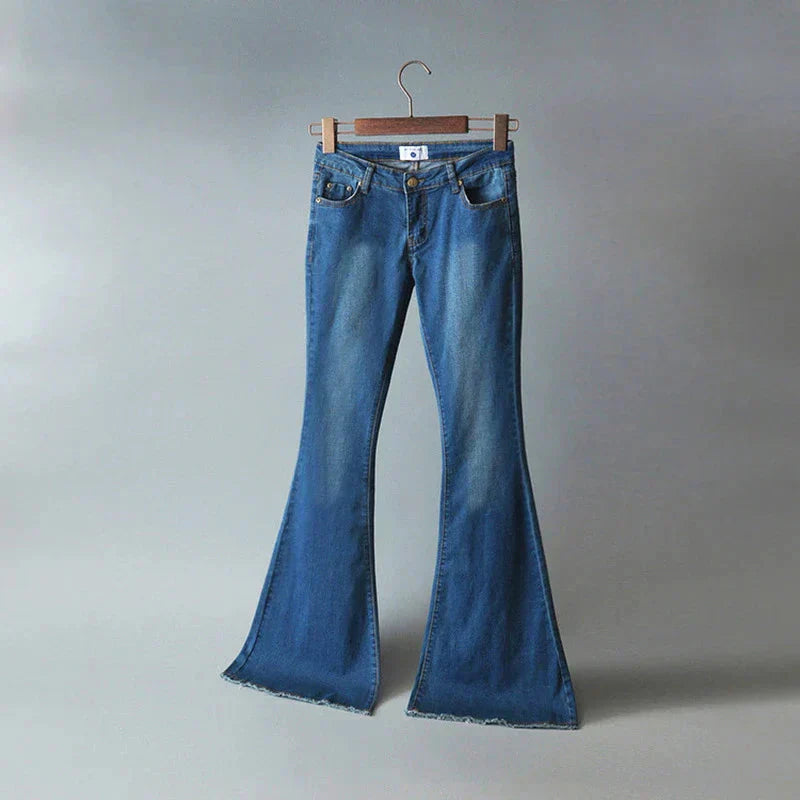 Fleure Flowy Low Cut Jeans
