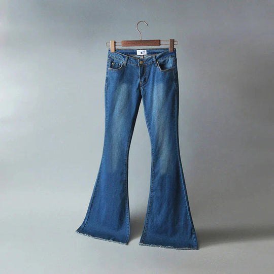 Fleure Flowy Low Cut Jeans