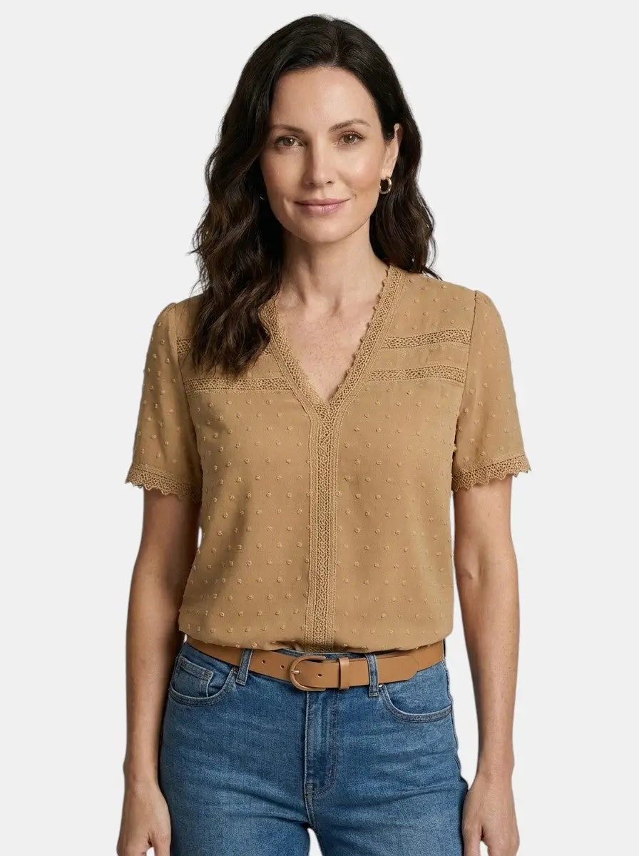 Joliea Mid Sleeve V-Neck T-Shirt