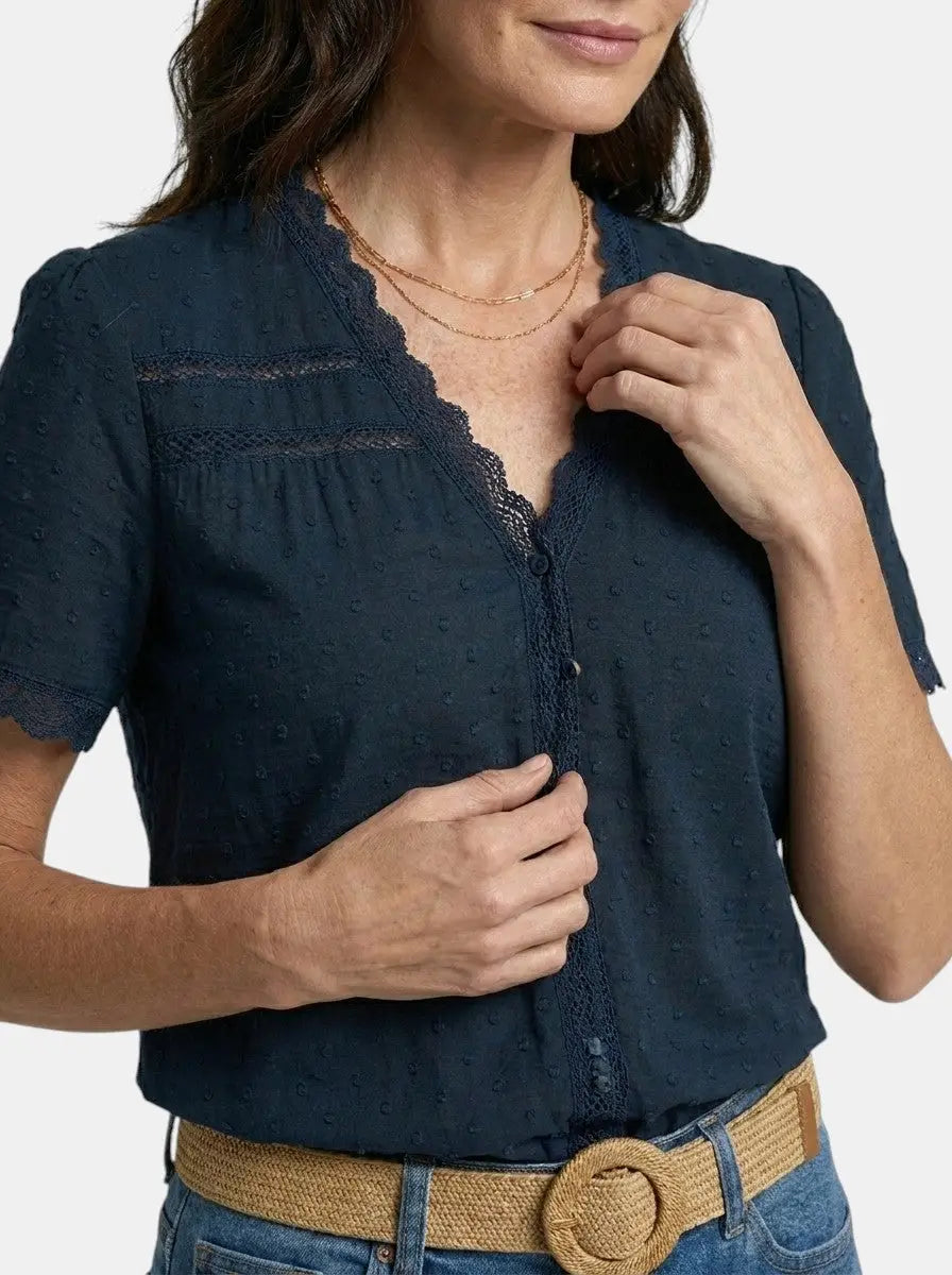 Joliea Mid Sleeve V-Neck T-Shirt