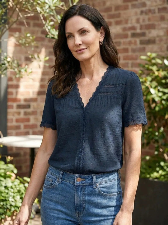 Joliea Mid Sleeve V-Neck T-Shirt
