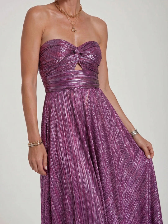 Gardena Shiny Fabric Gown