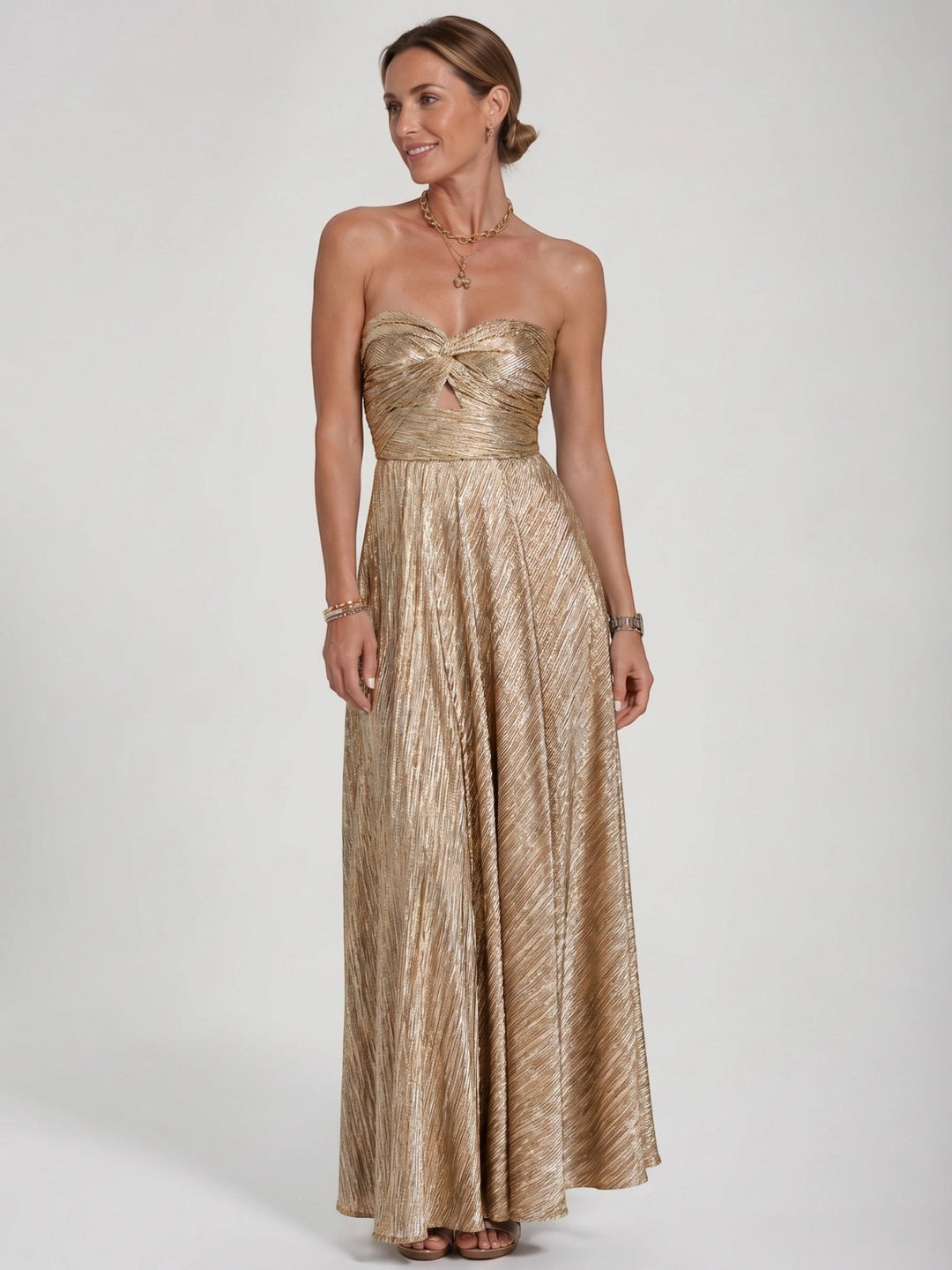 Gardena Shiny Fabric Gown